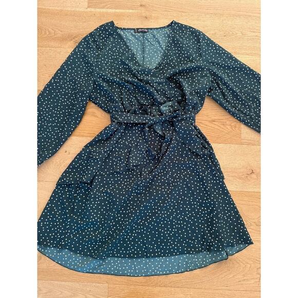 Uguest - Long Sleeve V Neck Polka Dot Ruffle Mini Dress in Green & White - Picture 2 of 6